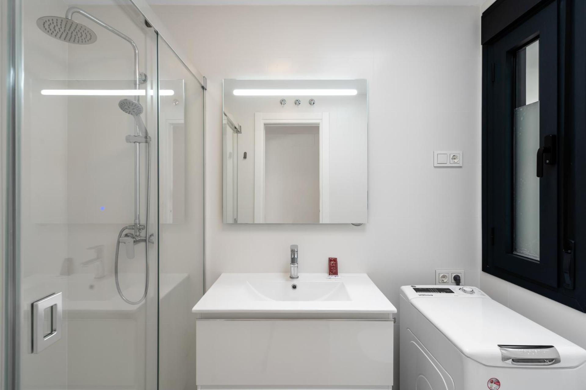 Sunny Penthouse In By Costarentals - Ref 215 Apartamento